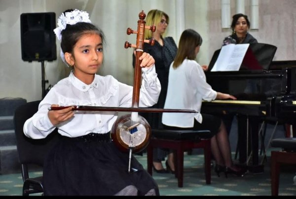 Sumqayıt musiqi məktəbi şagird qəbulu elan etdi