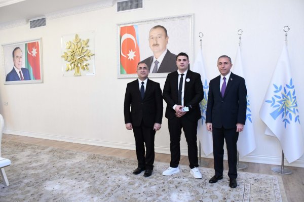 YAP Sumqayıt şəhər təşkilatının təsis olunmasının 33 illiyi qeyd olunub - FOTOLAR