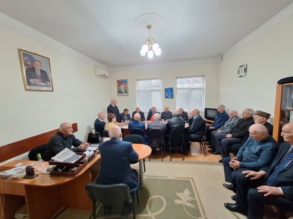 Sumqayıt ağsaqqalları hesabat verərək, qarşıdakı hədəfləri müzakirə etdilər 