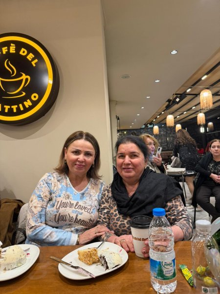 İzmirdə 8 Mart münasibətilə Azərbaycan–Türkiyə qadın həmrəyliyi tədbiri keçirilib 