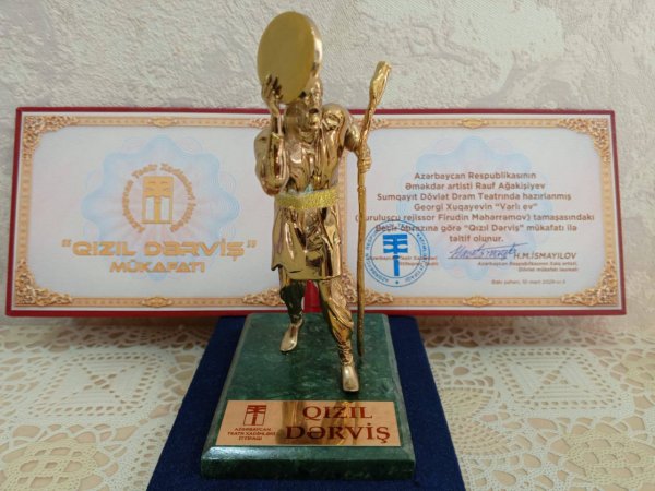 Sumqayıtlı aktrisa  “Qızıl Dərviş” mükafatı ilə təltif olundu -FOTO