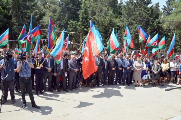 Türk Əməkdaşlıq və Koordinasiya Agentliyinin sədr müavini Sumqayıtda məskunlaşan qubadlılılarla görüşüb- FOTO