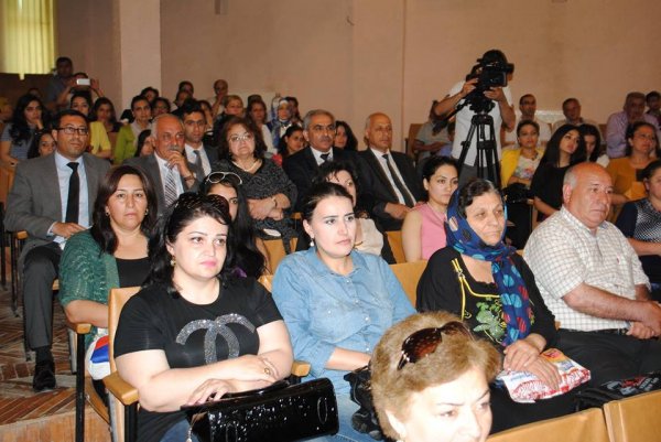 Sumqayıtda Respublika gününə həsr olunmuş konsert keçirilib -FOTOLAR Sumqayıtda Respublika gününə həsr olunmuş konsert keçirilib -FOTOLAR