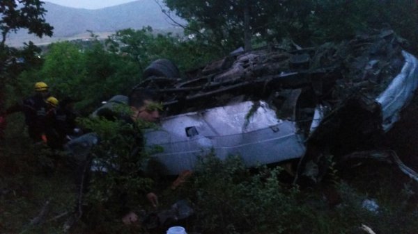 Sumqayıt Texniki Kollecinin əməkdaşları qəzaya düşdü: 2 ölü 21 yaralı -HADİSƏ YERİNDƏN ÖZƏL VİDEO VƏ FOTOLAR Sumqayıt Texniki Kollecinin əməkdaşları qəzaya düşdü: 2 ölü 21 yaralı -HADİSƏ YERİNDƏN ÖZƏL VİDEO VƏ FOTOLAR