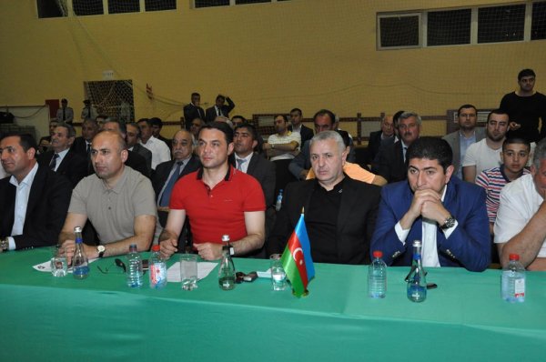 Sumqayıtda ilk dəfə: peşəkarlar arasında reytinq və kəmər döyüşləri keçirilib - FOTOLAR