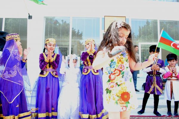 Sumqayıtda 1 İyun Beynəlxalq Uşaq Günü münasibətilə tədbir keçirilib - FOTOLAR Sumqayıtda 1 İyun Beynəlxalq Uşaq Günü münasibətilə tədbir keçirilib - FOTOLAR