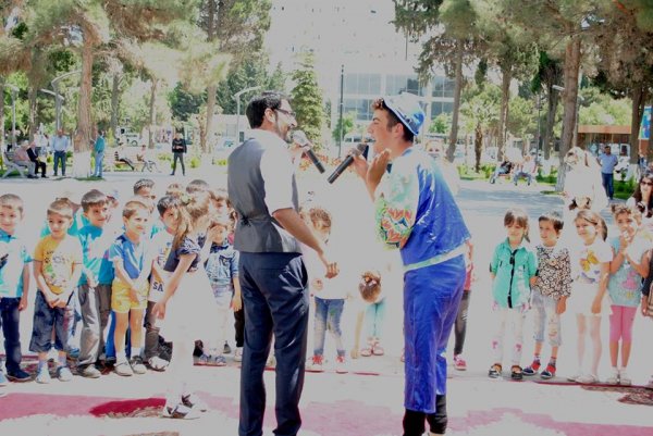 Sumqayıtda 1 İyun Beynəlxalq Uşaq Günü münasibətilə tədbir keçirilib - FOTOLAR Sumqayıtda 1 İyun Beynəlxalq Uşaq Günü münasibətilə tədbir keçirilib - FOTOLAR