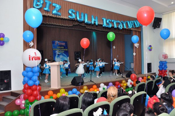 Sumqayıtın İcra başçısı uşaqları sevindirdi – FOTOLAR