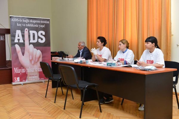 Sumqayıtda  kimyaçılar arasında könüllü skrininq-test analizi keçirilib - FOTO