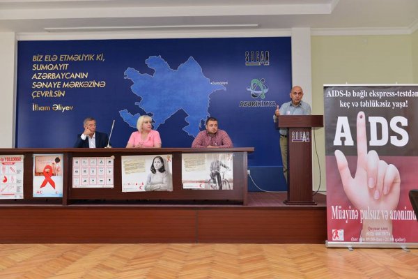 Sumqayıtda  kimyaçılar arasında könüllü skrininq-test analizi keçirilib - FOTO