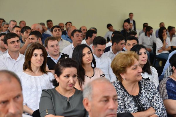 Sumqayıtda  kimyaçılar arasında könüllü skrininq-test analizi keçirilib - FOTO