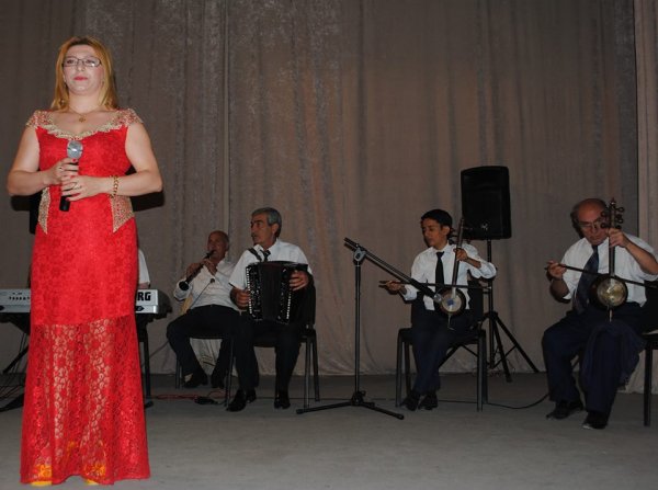 Sumqayıtda hesabat konserti - FOTOLAR Sumqayıtda hesabat konserti - FOTOLAR