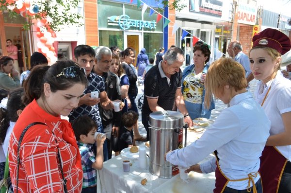 Sumqayıtda yeni mağaza - 12 çeşiddə çörək, onlarla növ un və makaron məmulatları zavod qiymətinə (R)