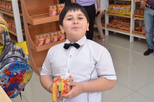 Sumqayıtda yeni mağaza - 12 çeşiddə çörək, onlarla növ un və makaron məmulatları zavod qiymətinə (R)