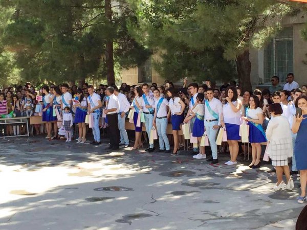 Millət vəkili Sumqayıtda “Son zəng” tədbirinə qatılıb  - FOTO