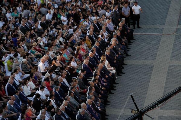 Sumqayıtda bayram konserti təşkil olunub - FOTOLAR