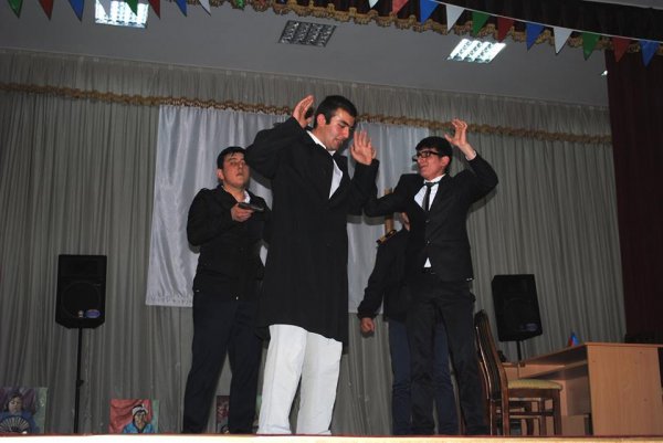 Sumqayıtda "Xalq teatrı" 16 illik fasilədən sonra yenidən fəaliyyətini bərpa edib -FOTOLAR Sumqayıtda "Xalq teatrı" 16 illik fasilədən sonra yenidən fəaliyyətini bərpa edib -FOTOLAR
