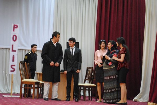Sumqayıtda "Xalq teatrı" 16 illik fasilədən sonra yenidən fəaliyyətini bərpa edib -FOTOLAR Sumqayıtda "Xalq teatrı" 16 illik fasilədən sonra yenidən fəaliyyətini bərpa edib -FOTOLAR