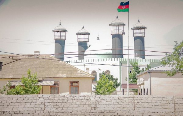 Sumqayıtın Hacı Zeynalabdin qəsəbəsindən FOTOREPORTAJ