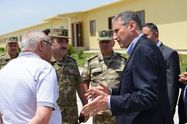 Sumqayıtın millət vəkilləri cəbhə bölgəsində əsgərlərlə bir arada – FOTOLAR Sumqayıtın millət vəkilləri cəbhə bölgəsində əsgərlərlə bir arada – FOTOLAR