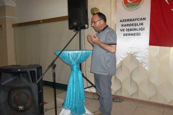 DAK və AKİDER İzmirdə iftar mərasimi təşkil edib -FOTO DAK və AKİDER İzmirdə iftar mərasimi təşkil edib -FOTO