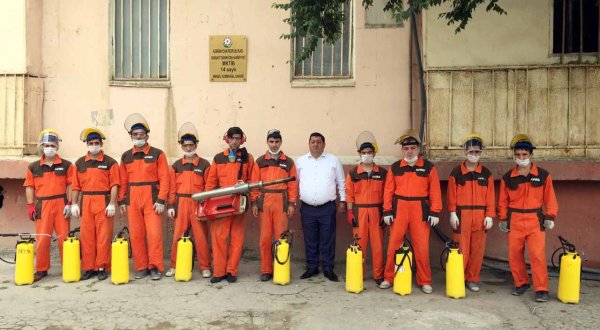 Sumqayıtda kütləvi dezinfeksiya işləri aparılır – FOTOLAR Sumqayıtda kütləvi dezinfeksiya işləri aparılır – FOTOLAR