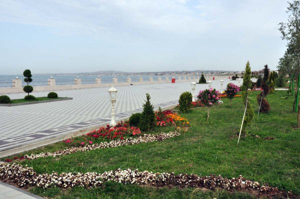 Sumqayıtın yeni bulvarı bu gün - FOTOREPORTAJ