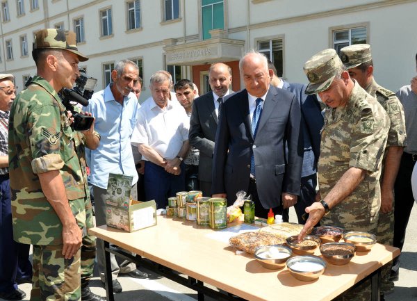 Sumqayıtın icra başçısı snayper tüfəngi ilə nişan "aldı" - VİDEO+FOTOLAR
