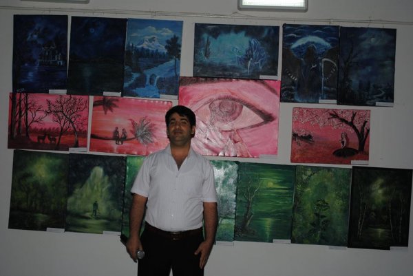 Sumqayıtda “Rənglərin rəqsi” adlı sərgi keçirilib - FOTO Sumqayıtda “Rənglərin rəqsi” adlı sərgi keçirilib - FOTO