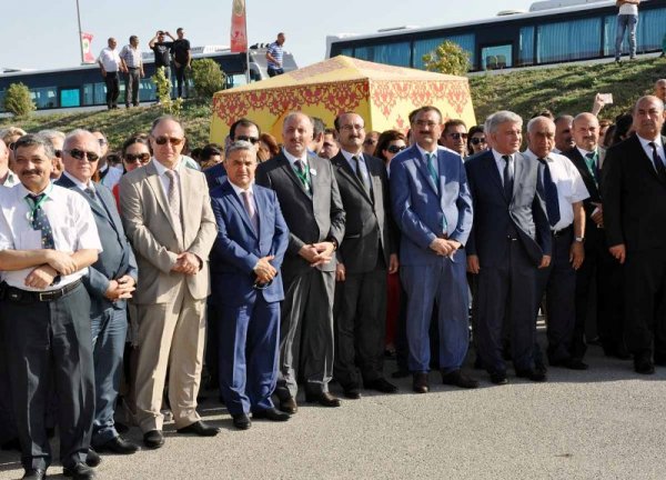 Sumqayıt dolması beynəlxalq festivalda gümüş medala layiq görülüb - FOTOLAR