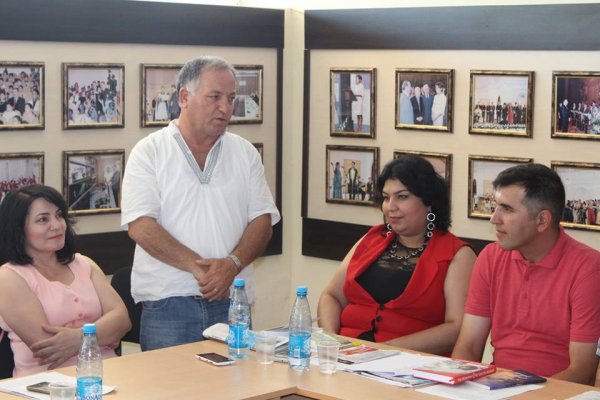 Gənc yazarların Sumqayıtda görüşü -FOTOLAR Gənc yazarların Sumqayıtda görüşü -FOTOLAR