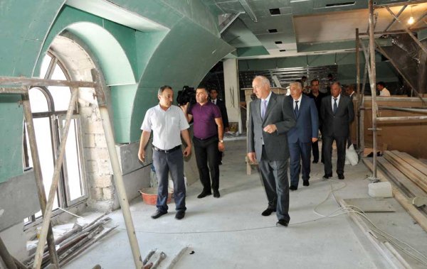 Zakir Fərəcov Sumqayıtda müasir üslubda inşa edilən Heydər Əliyev Mərkəzində – FOTOLAR