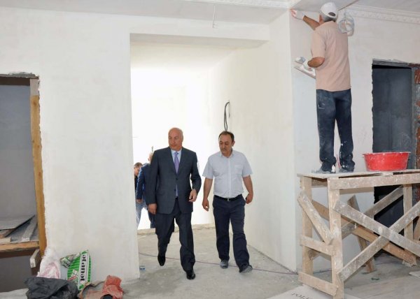 Zakir Fərəcov Sumqayıtda müasir üslubda inşa edilən Heydər Əliyev Mərkəzində – FOTOLAR
