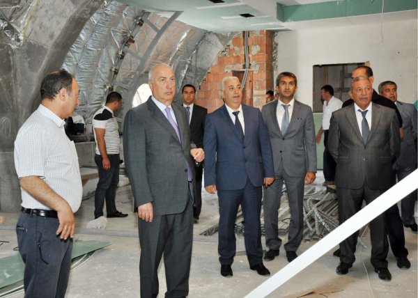 Zakir Fərəcov Sumqayıtda müasir üslubda inşa edilən Heydər Əliyev Mərkəzində – FOTOLAR