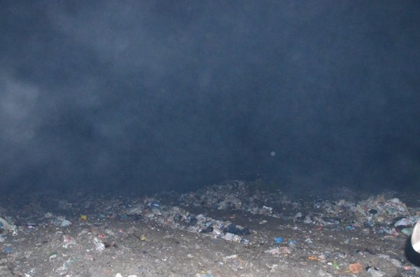 Sumqayıt sakinləri yenidən zəhərli tüstü ilə boğulmaqdadır – SOS (FOTOLAR)
