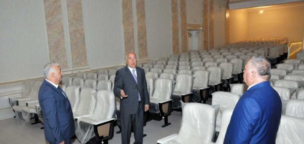Sumqayıt Dövlət Dram Teatrında işlər yekunlaşmaq üzrədir- FOTOLAR Sumqayıt Dövlət Dram Teatrında işlər yekunlaşmaq üzrədir- FOTOLAR