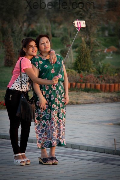 Sumqayıtlılar öz bulvarında - FOTOSESSİYA