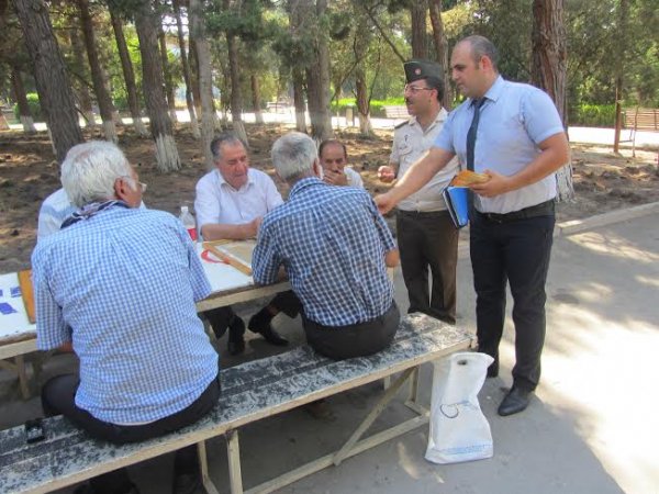 FHN Sumqayıtda sakinləri maarifləndirdi – FOTOLAR FHN Sumqayıtda sakinləri maarifləndirdi – FOTOLAR