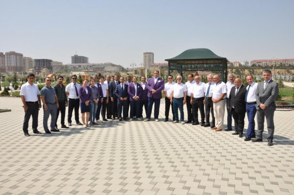 Zakir Fərəcov Olimpiya və Paralimpiya Oyunlarında iştirak edəcək Sumqayıt idmançıları ilə görüşdü - FOTOLAR Zakir Fərəcov Olimpiya və Paralimpiya Oyunlarında iştirak edəcək Sumqayıt idmançıları ilə görüşdü - FOTOLAR