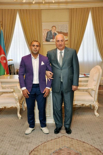 Zakir Fərəcov Olimpiya və Paralimpiya Oyunlarında iştirak edəcək Sumqayıt idmançıları ilə görüşdü - FOTOLAR Zakir Fərəcov Olimpiya və Paralimpiya Oyunlarında iştirak edəcək Sumqayıt idmançıları ilə görüşdü - FOTOLAR