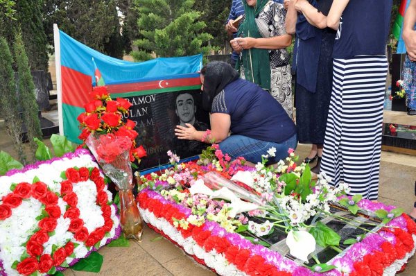 Yaşasaydı 20 yaşı olacaqdı: Sumqayıtlı şəhidin doğum günü – FOTOLAR