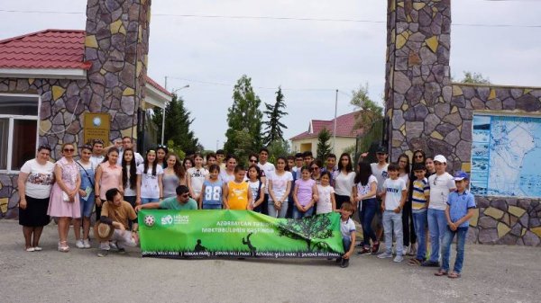 Sumqayıtın 350 məktəblisinin milli parklara ekskursiyaları təşkil edilib -FOTOLAR