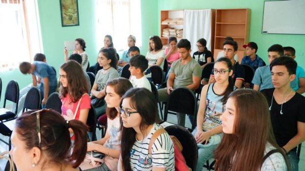 Sumqayıtın 350 məktəblisinin milli parklara ekskursiyaları təşkil edilib -FOTOLAR
