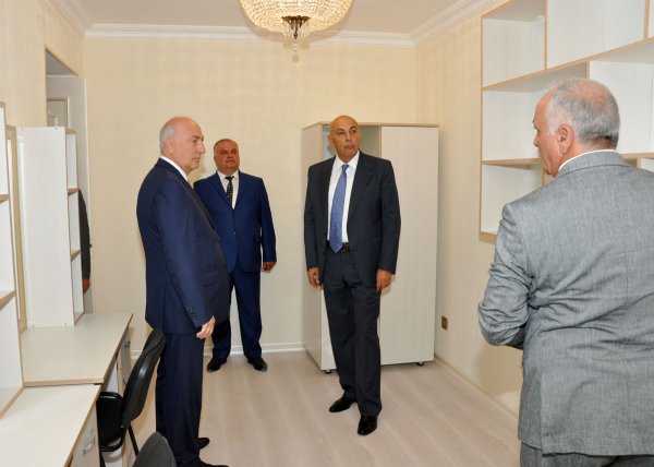 Sumqayıt Teatrında aparılan əsaslı təmir işləri yekunlaşmaq üzrədir – FOTOLAR
