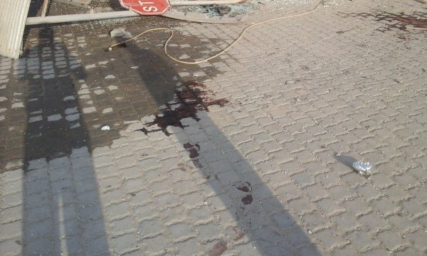 Sumqayıtda dəhşətli qəza: avtomobil dayanacağa çırpıldı - ölən və ağır yaralı var - VİDEO+FOTO