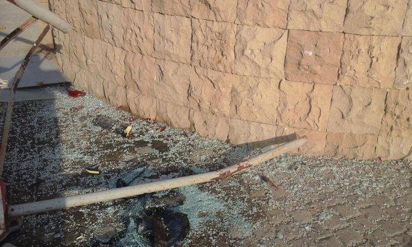 Sumqayıtda dəhşətli qəza: avtomobil dayanacağa çırpıldı - ölən və ağır yaralı var - VİDEO+FOTO