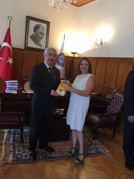 DAK və AKİDER-in kollektivi EGE universitetinin yeni rektoru ilə görüşüb - FOTOLAR