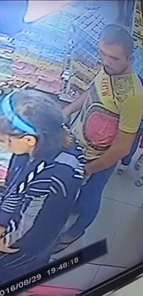 Sumqayıtda əvvəlcə çantanı oğurladı, sonra isə sahibinə zəng etdi– FOTO
