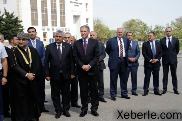 Sumqayıtda 54 şəhidin şərəfinə xatirə kompleksi ucaldılıb - FOTOLAR