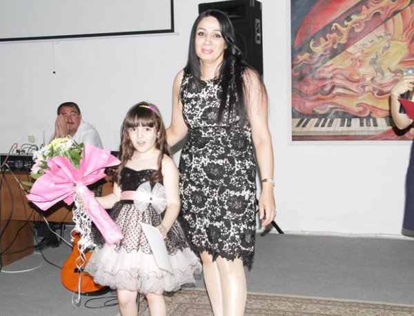 "Şəhzadə Şəmsin sehirli fırçası" Sumqayıtda - FOTO
